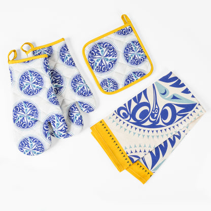 Printed Cotton Potholder | Hummingbird by Maynard Johnny Jr.