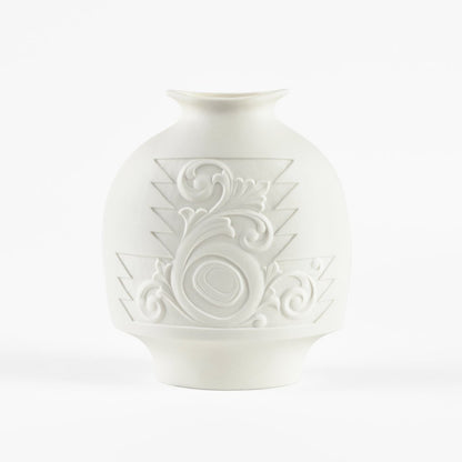 Porcelain Vase | Promise by Terry Jackson, Métis